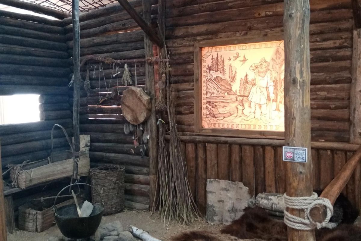 Театральный Глазов. Спектакль согласно афише театра
