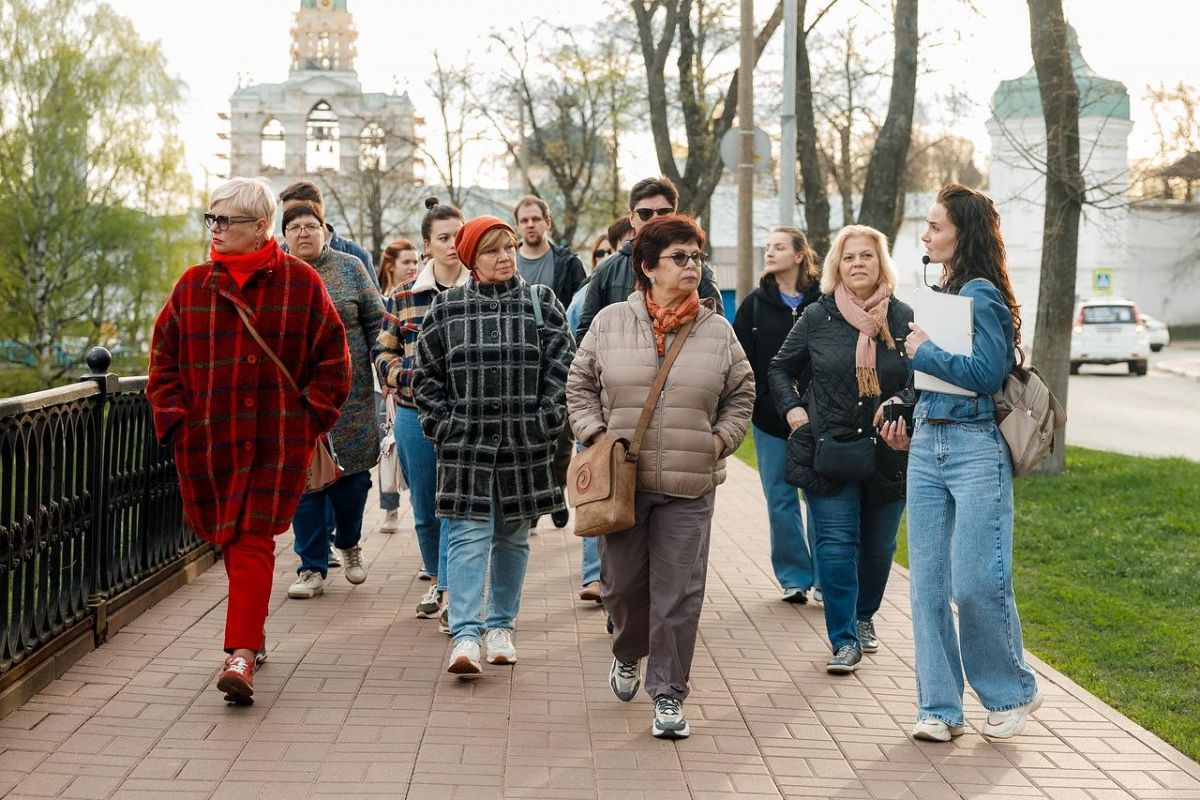 Фотопрогулка по историческому центру Ярославля в предзакатный час
