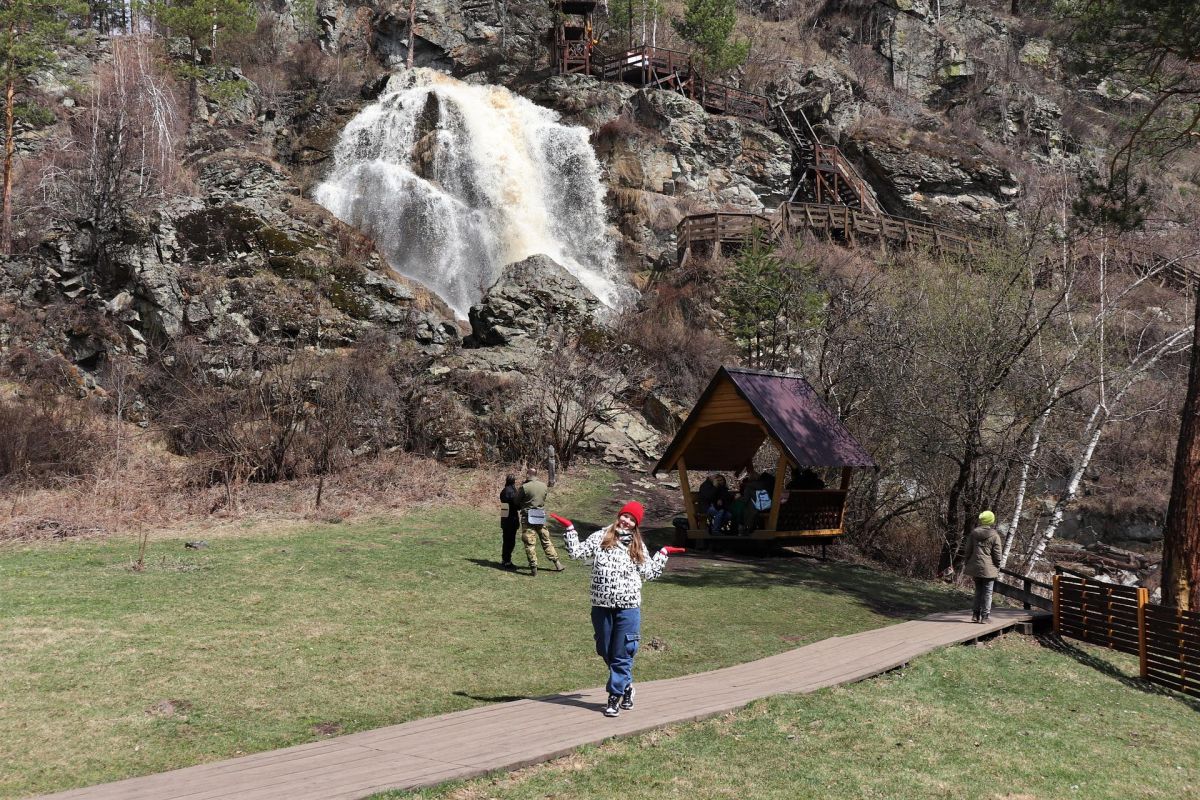Премиум-тур: Altai Palace Chalet 4* (с доплатой: Манжерок 5* / Гранд Шале 5* и др.) + экскурсии по горному Алтаю