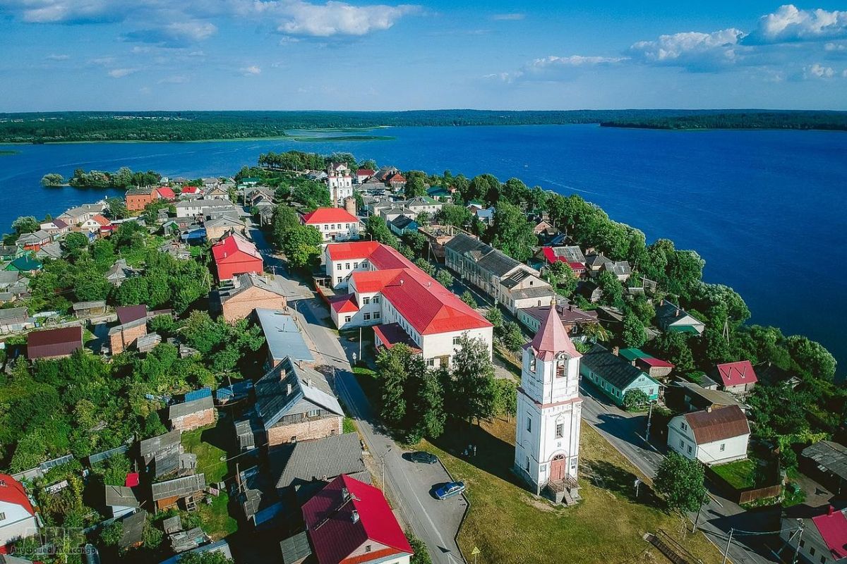 НЕ-ТИПИЧНО ПСКОВСКИЕ ДАЛИ (3 дня) поездом из Москвы