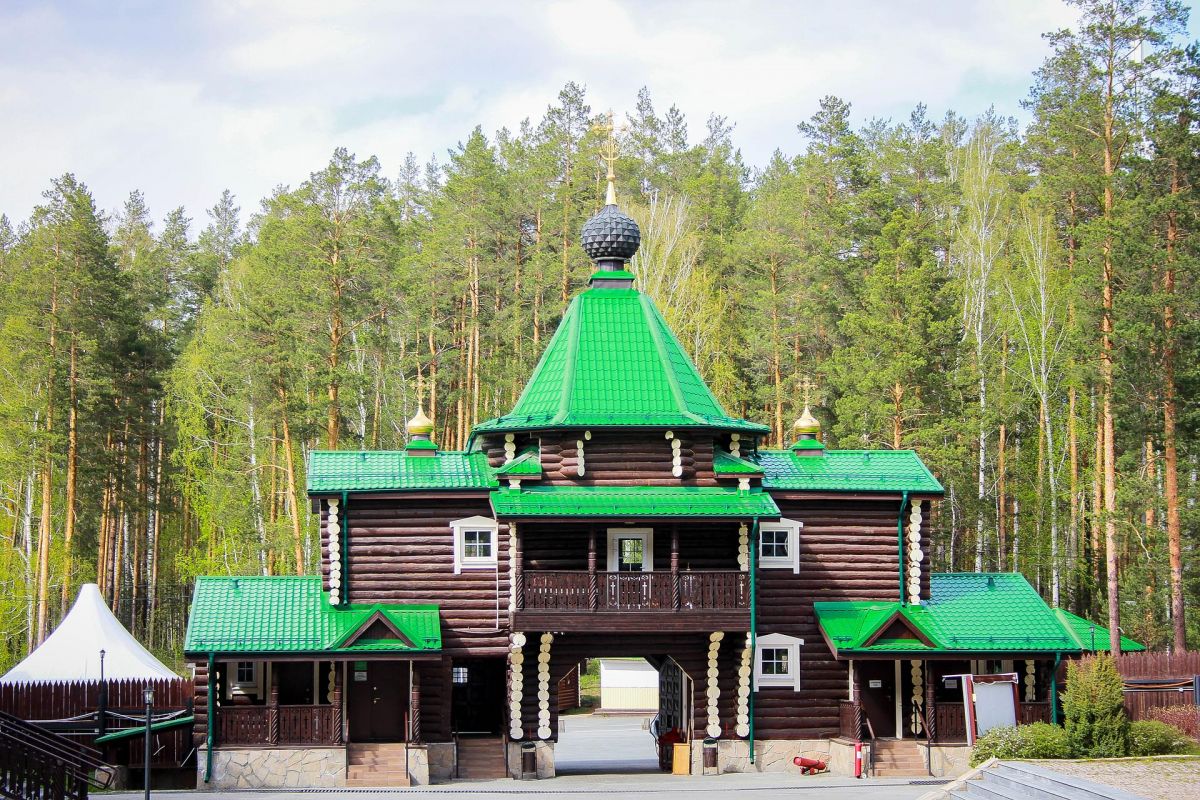 Ганина Яма и Храм на Крови