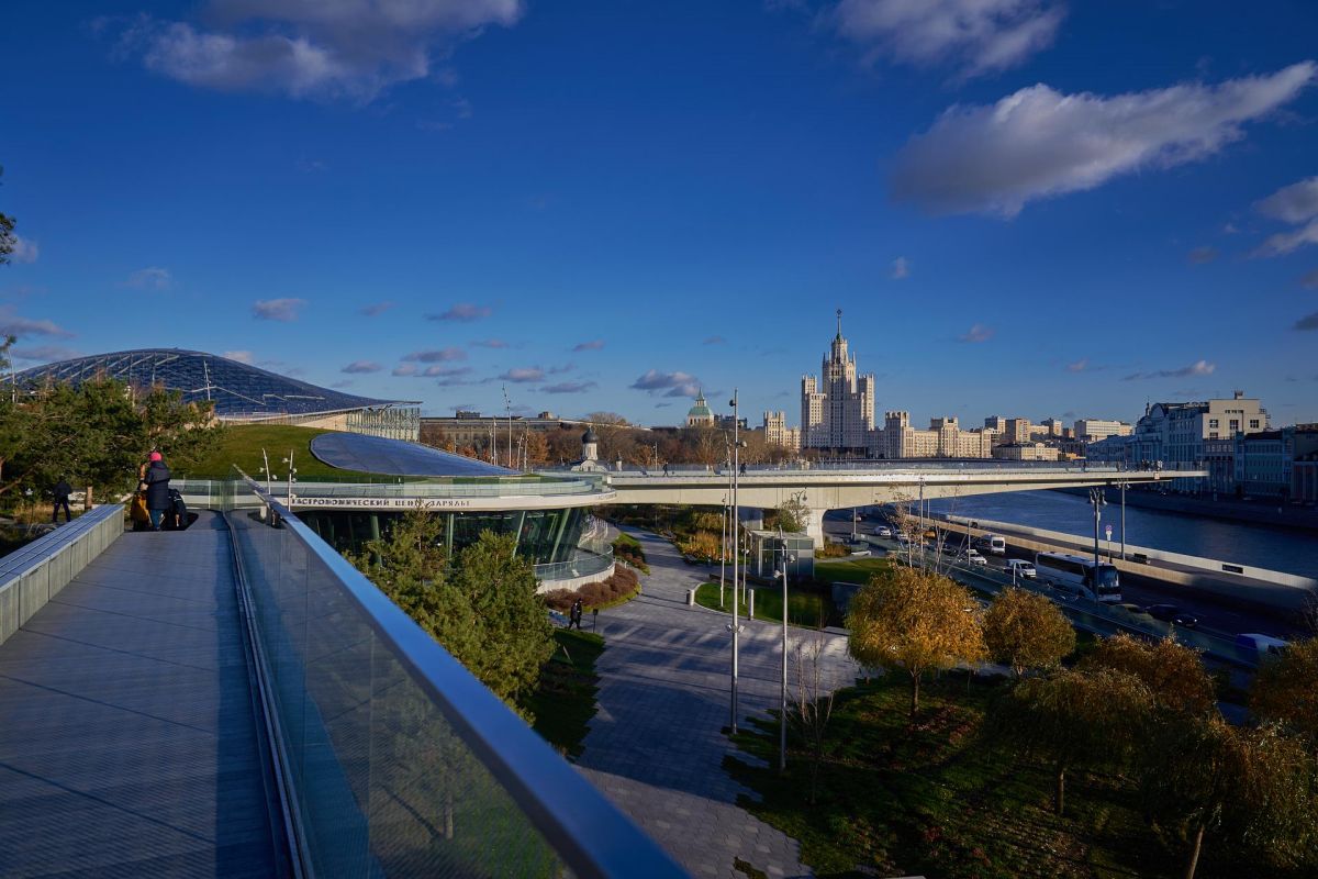 Парк Зарядье + медиа-аттракцион «Полет над Россией»