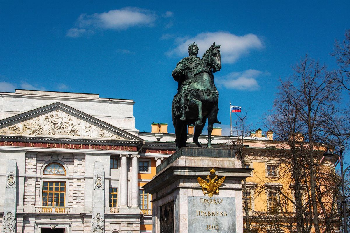 Экскурсия «Петровский Петербург» с VR очками. Петропавловская крепость и Музей-макет «Петровская Акватория»