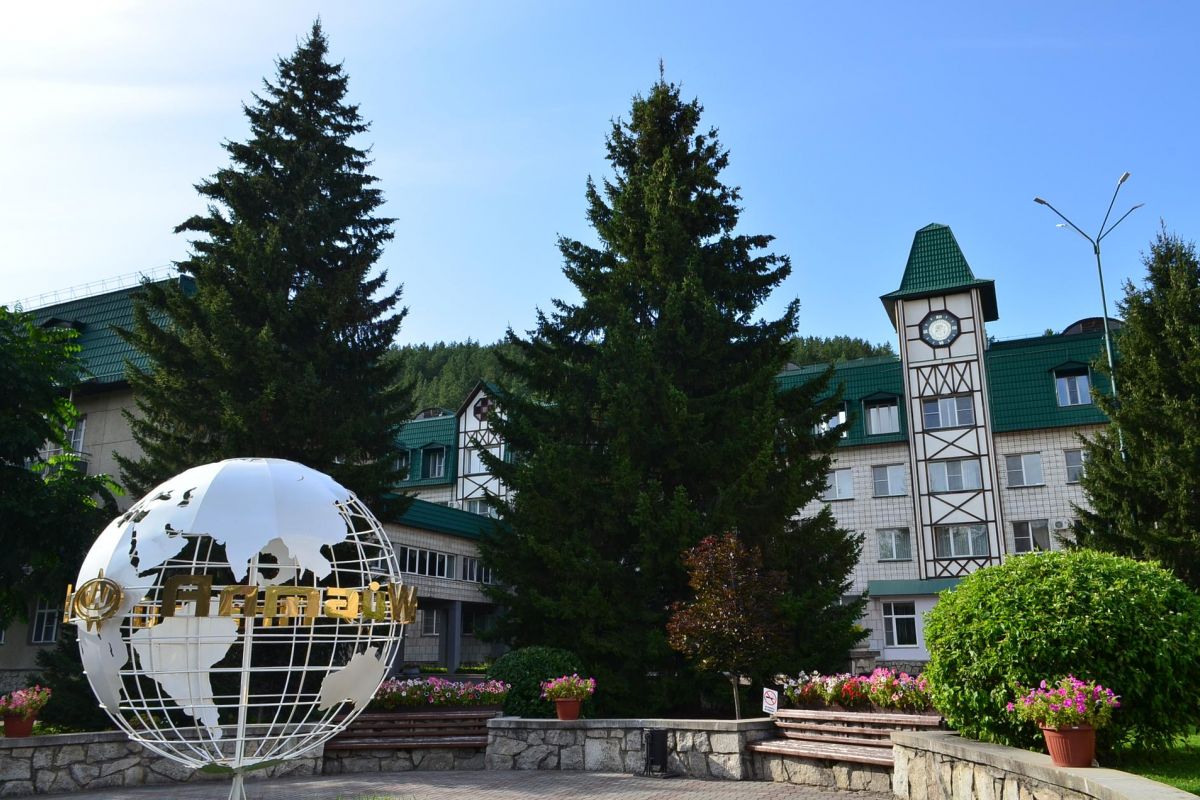 Алтай КОМБИ